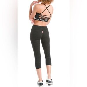 HARDTAIL FOREVER Micro Stripe Flat Waist Capri Performance Legging size SM